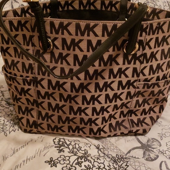 Michael Kors purse and wallet - Picture 3 of 4